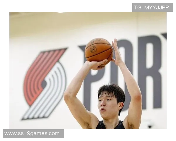 男篮51分惨败!5上5下引争议,杨瀚森秀脚步成亮点 男篮51分惨败!5上5下引争议,杨瀚森秀脚步成亮点